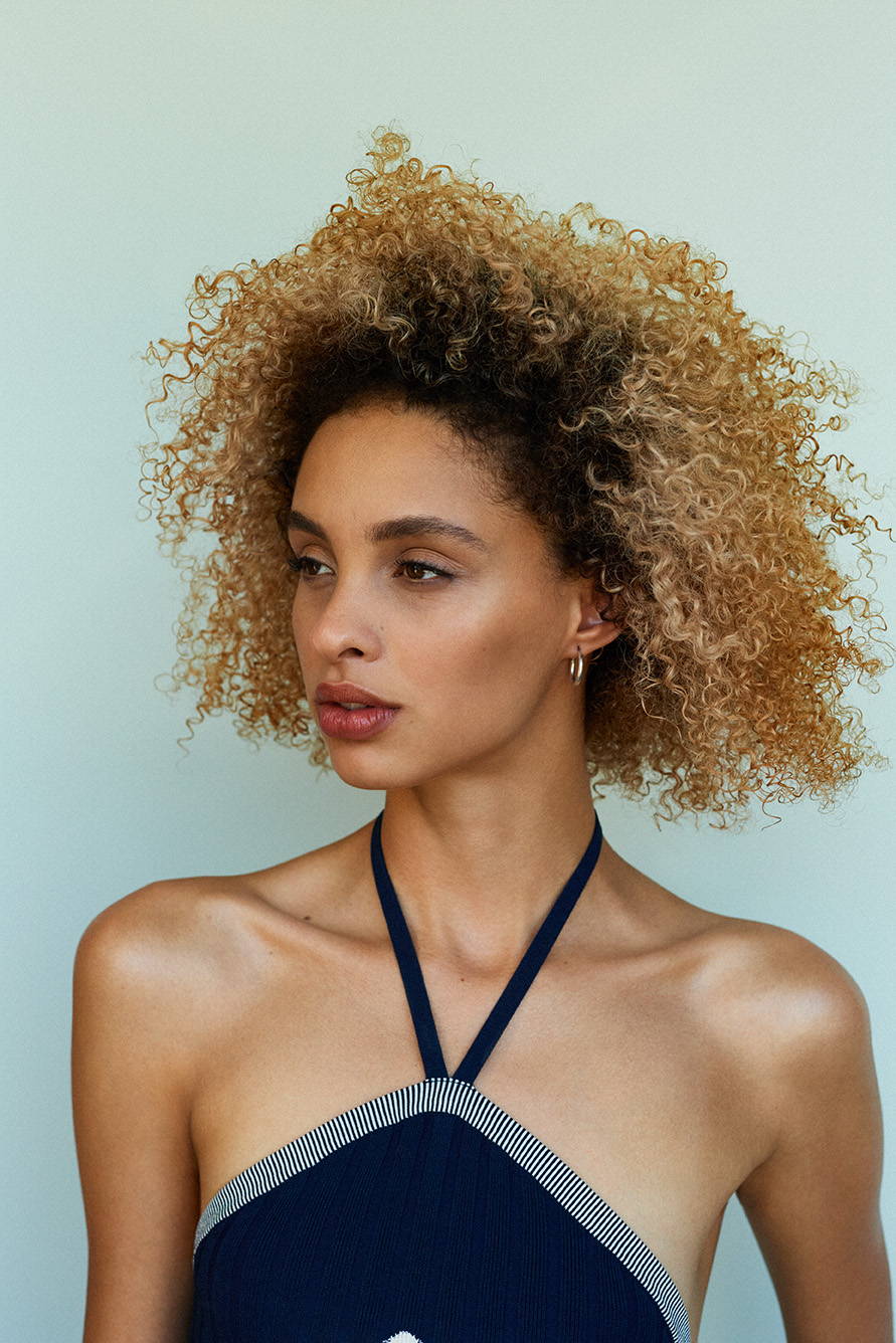 davines_blonde22_s01_424__PID:59bf8fb3-5104-44f1-a618-116b9ede9e9c